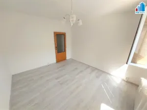 Prodej bytu 3+1, Klatovy - Klatovy III, Pod Hůrkou, 70 m2