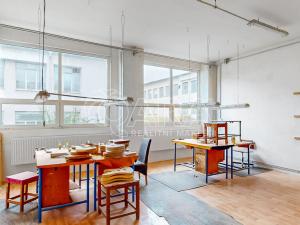 Prodej skladu, Luby, 1700 m2