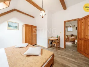 Prodej ubytování, Štramberk, Náměstí, 2230 m2