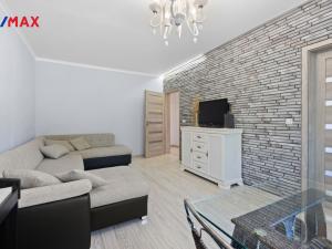 Prodej bytu 3+1, Karlovy Vary - Rybáře, Chomutovská, 60 m2