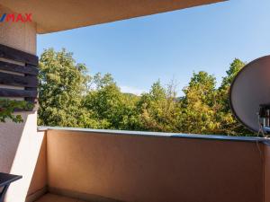 Prodej bytu 3+1, Karlovy Vary - Rybáře, Chomutovská, 60 m2