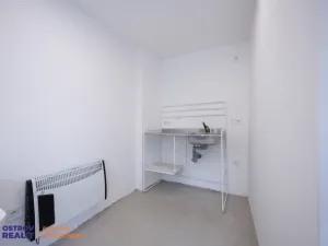 Prodej obchodního prostoru, Šumperk, Uničovská, 198 m2