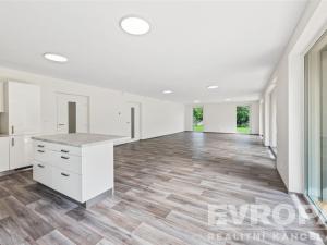 Pronájem rodinného domu, Líbeznice, Jižní, 320 m2