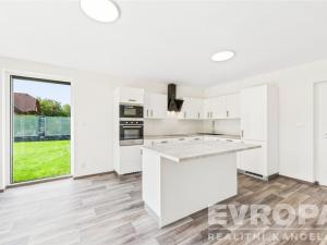 Pronájem rodinného domu, Líbeznice, Jižní, 320 m2