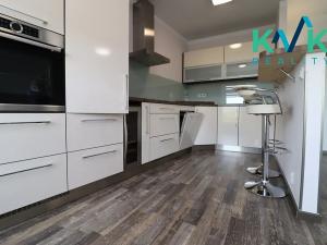 Pronájem bytu 3+kk, Karlovy Vary, Terezínská, 82 m2