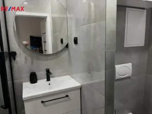 Prodej bytu 2+1, Karlovy Vary, I. P. Pavlova, 54 m2