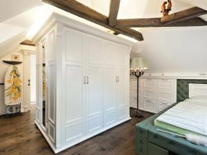 Pronájem bytu 2+kk, Praha - Hradčany, Nový Svět, 68 m2