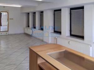 Pronájem obchodního prostoru, Roudnice nad Labem, Alej 17. listopadu, 32 m2