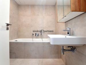 Pronájem rodinného domu, Praha - Háje, V Hájích, 220 m2