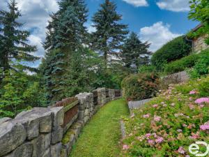 Prodej rodinného domu, Úpice - Radeč, 250 m2