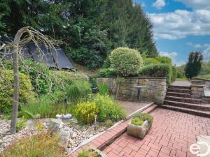 Prodej rodinného domu, Úpice - Radeč, 250 m2