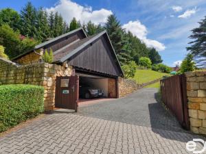 Prodej rodinného domu, Úpice - Radeč, 250 m2