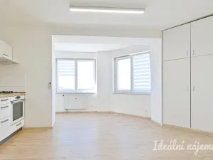 Pronájem bytu 2+kk, Brno, Langrova, 40 m2