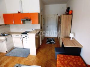 Pronájem bytu 1+kk, Náměšť nad Oslavou, 25 m2