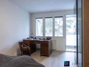 Prodej bytu 2+1, Praha - Kamýk, Zárubova, 61 m2