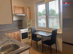 Pronájem bytu 2+1, Radomyšl, Školní, 62 m2