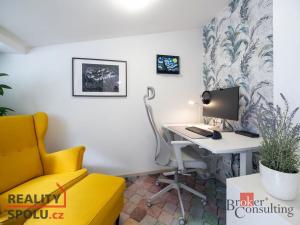 Prodej bytu 4+kk, Praha - Hrdlořezy, Českobrodská, 93 m2