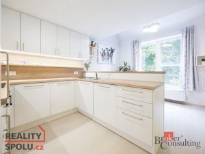 Prodej bytu 4+kk, Praha - Hrdlořezy, Českobrodská, 93 m2