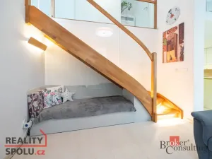 Prodej bytu 4+kk, Praha - Hrdlořezy, Českobrodská, 93 m2