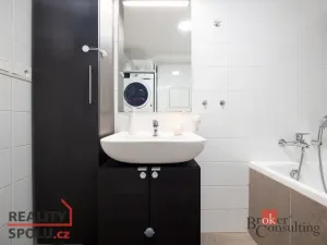 Prodej bytu 4+kk, Praha - Hrdlořezy, Českobrodská, 93 m2