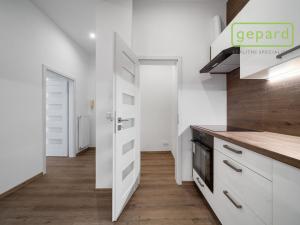 Prodej bytu 2+1, Hradec Králové, Buzulucká, 75 m2