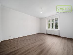 Prodej bytu 2+1, Hradec Králové, Buzulucká, 75 m2