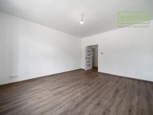 Prodej bytu 2+1, Hradec Králové, Buzulucká, 75 m2