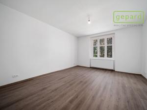 Prodej bytu 2+1, Hradec Králové, Buzulucká, 75 m2