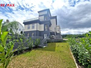 Pronájem bytu 6+kk a větší, Praha - Braník, Branická, 335 m2