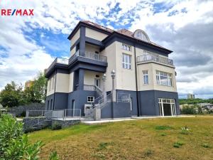 Pronájem bytu 3+1, Praha - Braník, Branická, 192 m2