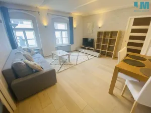 Pronájem bytu 3+kk, Jihlava, Husova, 69 m2