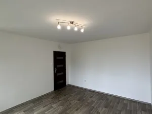 Pronájem bytu 1+kk, Hradec Králové - Slezské Předměstí, Severní, 28 m2