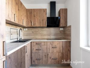 Pronájem bytu 2+kk, Praha - Záběhlice, Choceradská, 55 m2