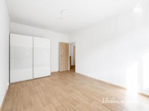 Pronájem bytu 2+1, Praha - Kamýk, Vnoučkova, 59 m2