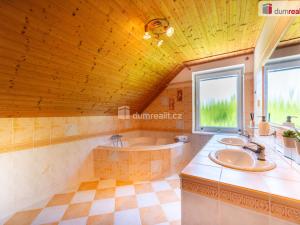 Prodej rodinného domu, Borovany, Vodárenská, 249 m2