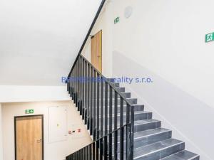 Pronájem kanceláře, Hradec Králové, Pražská třída, 100 m2