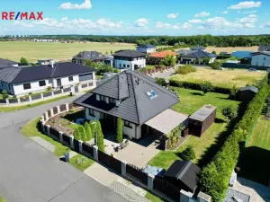 Prodej rodinného domu, Křenice, K Aleji, 166 m2