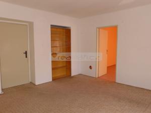 Prodej bytu 2+1, Plzeň - Doubravka, Železničářská, 63 m2