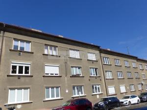 Prodej bytu 2+1, Plzeň - Doubravka, Železničářská, 63 m2