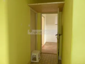 Prodej bytu 2+1, Plzeň - Doubravka, Železničářská, 63 m2