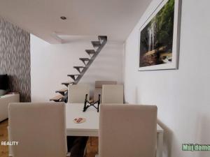 Pronájem bytu 1+kk, Praha - Košíře, Prachnerova, 34 m2