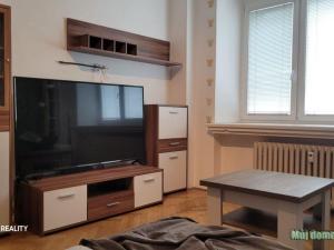 Pronájem bytu 1+kk, Praha - Košíře, Prachnerova, 34 m2