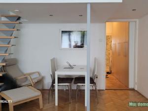 Pronájem bytu 1+kk, Praha - Košíře, Prachnerova, 34 m2