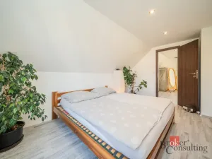 Prodej rodinného domu, Nespeky, Sluneční, 143 m2