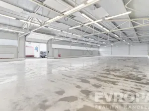 Pronájem skladu, Havlíčkův Brod, okres havlíčkův brod, 8000 m2