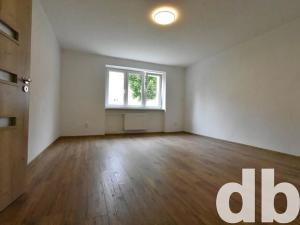 Prodej bytu 2+1, Horní Slavkov, Poštovní, 60 m2