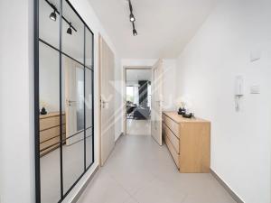 Prodej bytu 2+kk, Praha - Kamýk, Kramperova, 65 m2