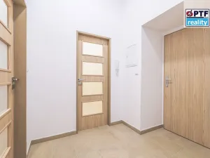 Pronájem bytu 1+kk, Plzeň, Americká, 59 m2