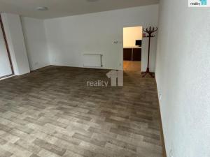Pronájem obchodního prostoru, Varnsdorf, Kmochova, 53 m2