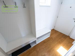 Pronájem bytu 2+kk, Praha - Žižkov, Biskupcova, 37 m2